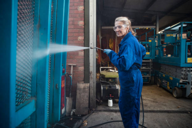 Best Warehouse Cleaning  in Combes, TX